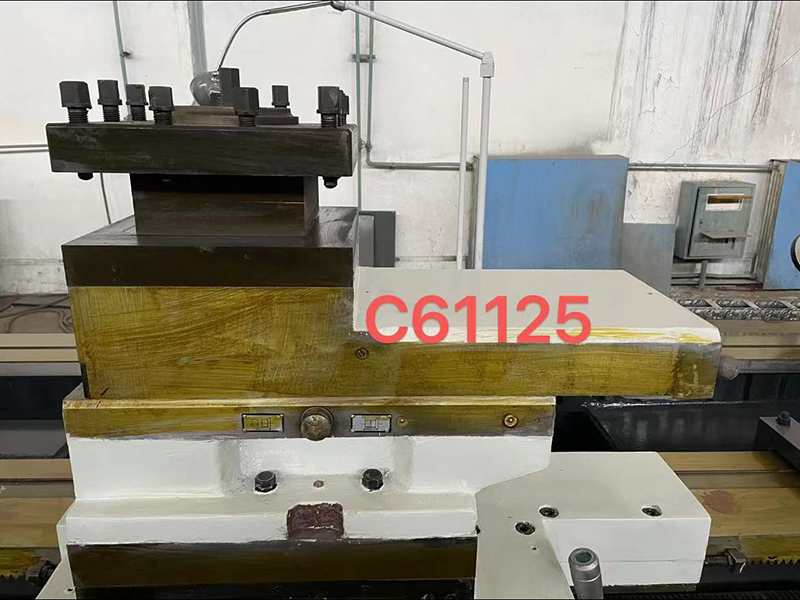 C61125车床刀架总成
